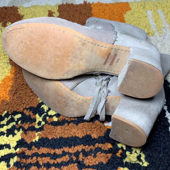 Boho Babe, TOMS, embroidered booties!! - Picture 13 of 15
